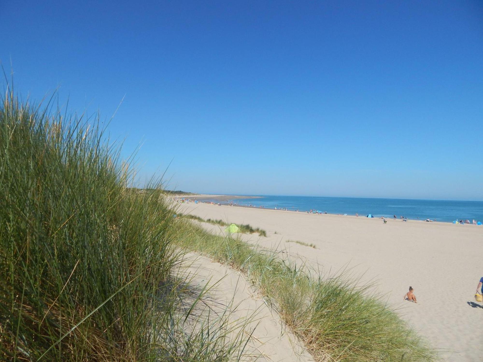 Wunderschoenes-Freistehendes-Ferienhaus-An-Der-See-Sauna-Strand-Yachthafen-Wlan Брейніссе Екстер'єр фото